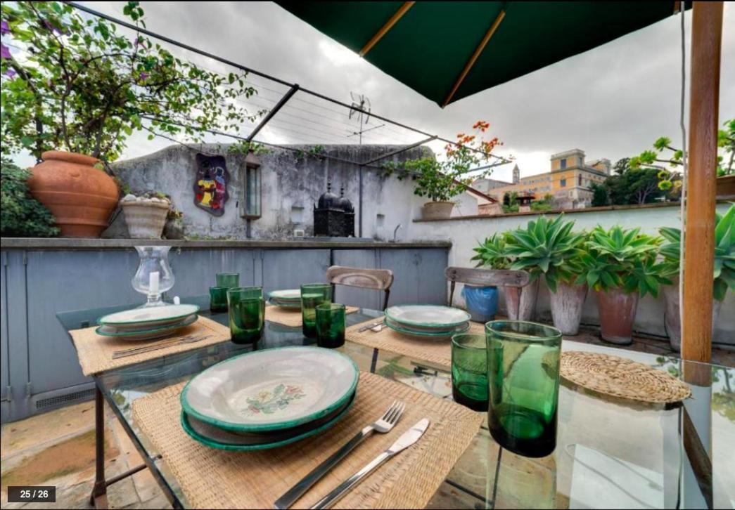 Luxury Art Apartment In Trastevere With Terrace Rome Exterior photo